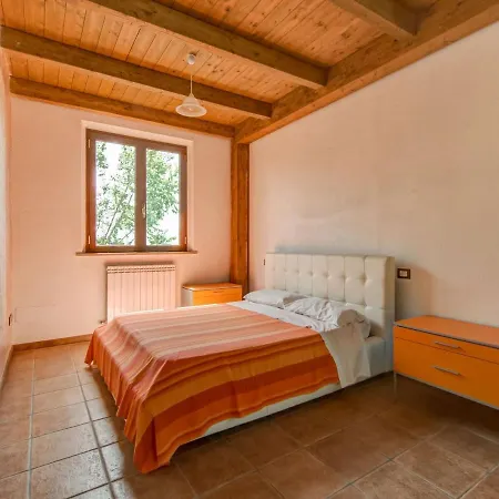 Inviting Holiday In With Garden Сasa de vacaciones *